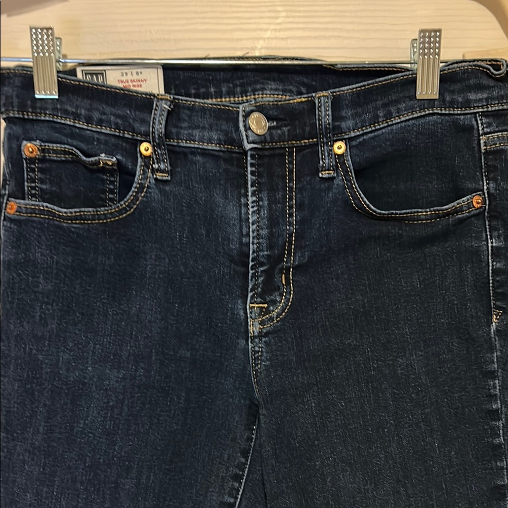 Women's GAP Size 8R True Skinny Mid Rise Dark Blue Jeans